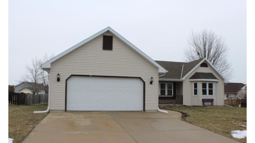 5128 25th St Kenosha, WI 53144 by RealtyPro Professional Real Estate Group $307,500