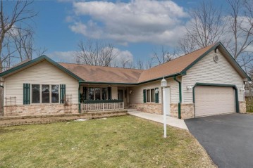 N83W13825 Fond Du Lac Ave, Menomonee Falls, WI 53051-3314