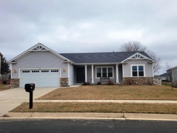 503 Pine Hollow Pl, Watertown, WI 53904