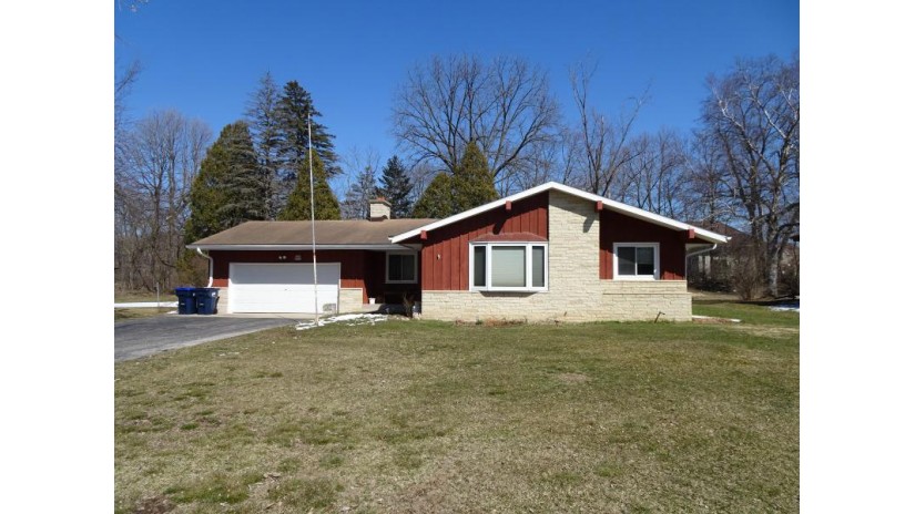 W237N6606 Orchard Dr Sussex, WI 53089 by Homestead Realty, Inc $359,900