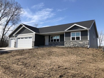 571 Prairie Gardens Ln, Chase, WI 54162-9028