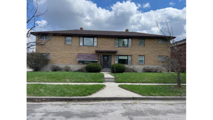 4358 N 90th St Milwaukee, WI 53222 by Lannon Stone Realty LLC $315,000