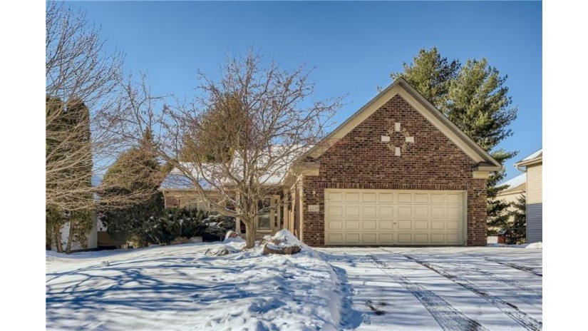 2229 White Pine Court Hudson, WI 54016 by Keller Williams Realty Integrity/Hudson $430,000