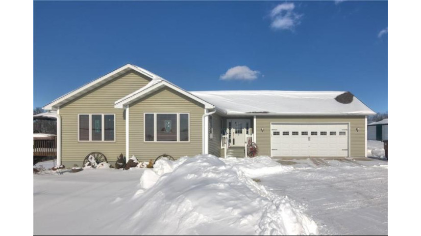 W1838 County Road V Durand, WI 54736 by Cb Brenizer/Eau Claire $349,500