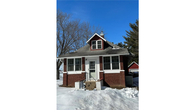 176 West Main Street Hixton, WI 54635 by Cb River Valley Realty/Brf $174,900