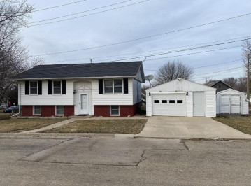 117 W Cook Street, Shannon, IL 61078