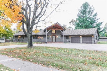 1010 Berlin Street, Waupaca, WI 54981