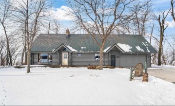 N2977 Driftwood Beach Road, Brothertown, WI 53014-9468