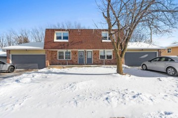 2191 Packerland Drive, Green Bay, WI 54304