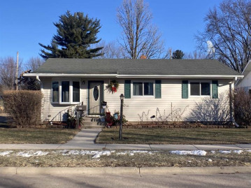 1013 E Stevens Street, Shawano, WI 54166