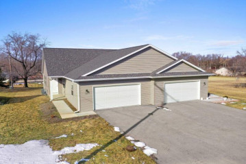 533 N Wisconsin Street, Berlin, WI 54923