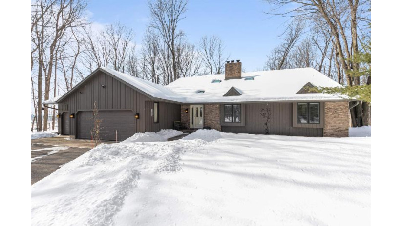 9 Breyerwood Court Hortonville, WI 54944 by Exit Elite Realty - PREF: 920-427-0414 $490,000