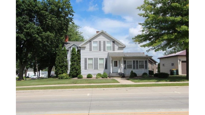 351 N Madison St Lancaster, WI 53813 by Tim Slack Auction & Realty, Llc $235,000