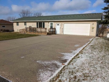 102 Ducharme St, Eastman, WI 54626