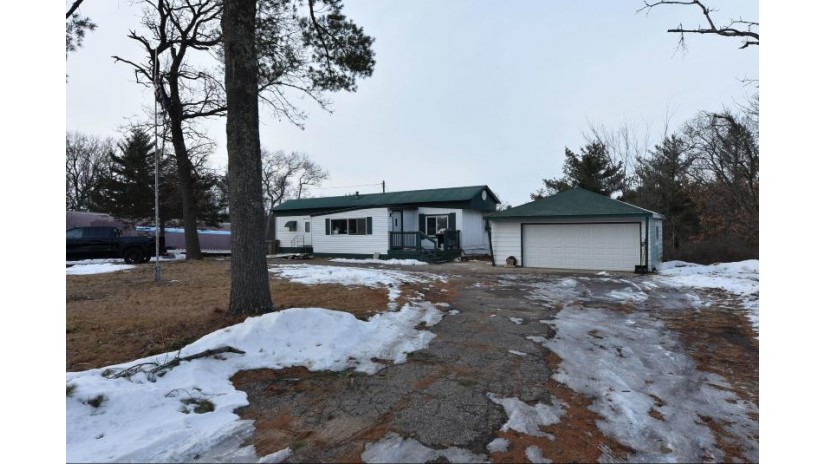 970 Gale Dr Dell Prairie, WI 53965 by Century 21 Affiliated - Pref: 608-381-4799 $140,000