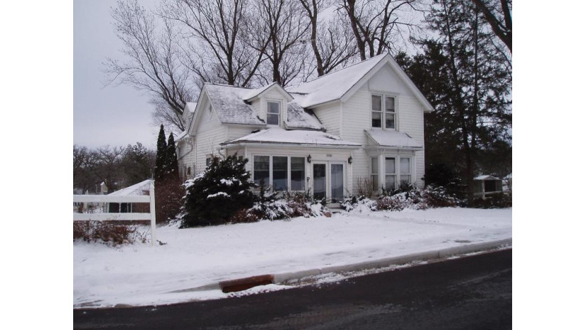 5730 Main St Gratiot, WI 53541 by Home Key Real Estate $95,600