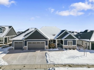 810 Walter Run, Waunakee, WI 53597