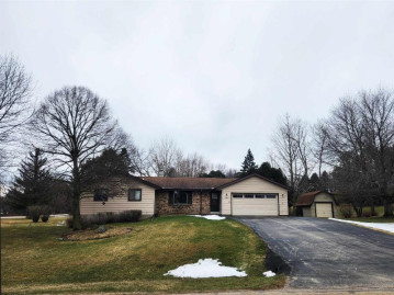 2630 E Grandview Dr, Harmony, WI 53563