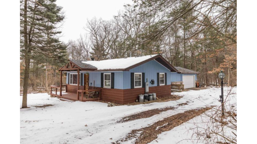 N8012 14th Ave Crystal Lake, WI 53960 by Robinson Realty Company - Pref: 608-369-0884 $189,000