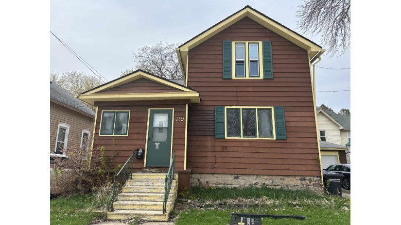 719 Mt Vernon St Oshkosh, WI 54091 by South Central Non-Member $159,000