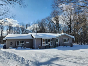 N8885 Maplewood Road, Birnamwood, WI 54414