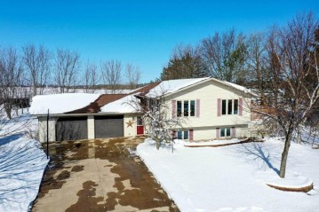 491 Circle Drive, Dorchester, WI 54425