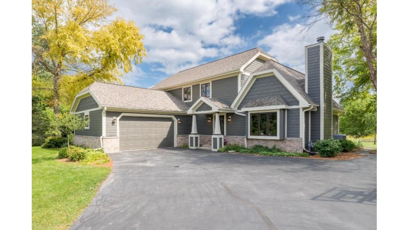 N4W31587 Twin Oaks Dr Delafield, WI 53018 by Elements Realty LLC $639,000