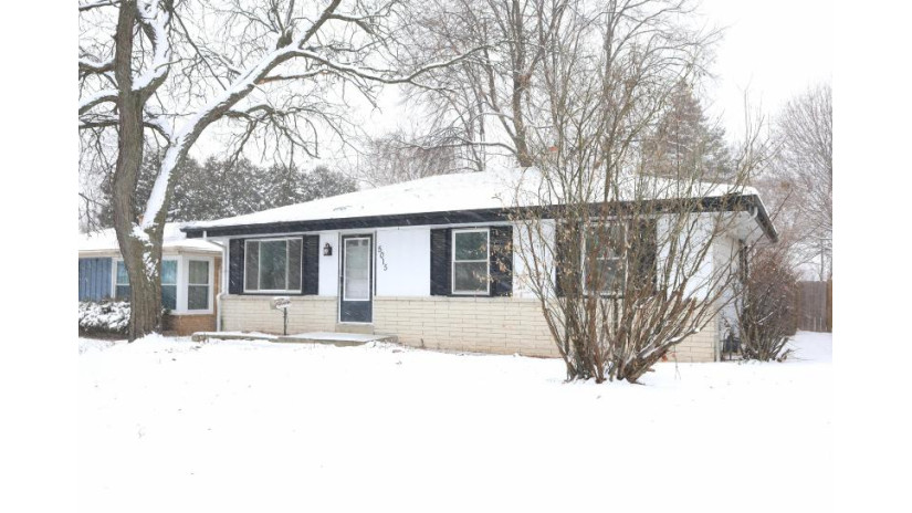 5015 N 85th St Milwaukee, WI 53225 by Homestead Realty, Inc $199,900