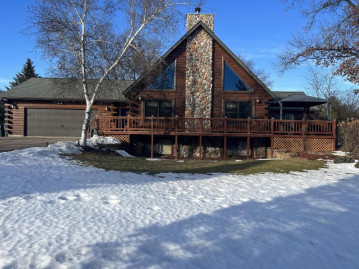 610 Fox Ridge Ct, Nekoosa, WI 54457