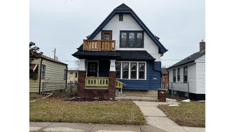 4526 N 37th St Milwaukee, WI 53209 by Residual Acres Realty $180,000