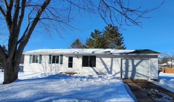 1087 Birch Hill Ln, Shawano, WI 54166