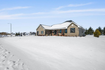 514 Summerfield Dr, Williams Bay, WI 53191