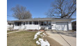 W170N8488 Lloyd Ave Menomonee Falls, WI 53051 by Shorewest Realtors $241,000