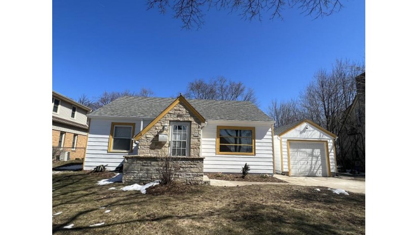 5636 N 74th St Milwaukee, WI 53218 by Premier Point Realty LLC $167,900