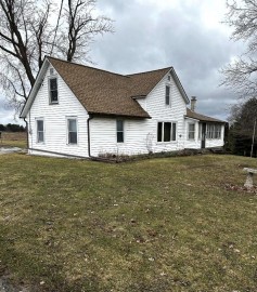 W6594 Willow Bend Rd, Walworth, WI 53184-5625