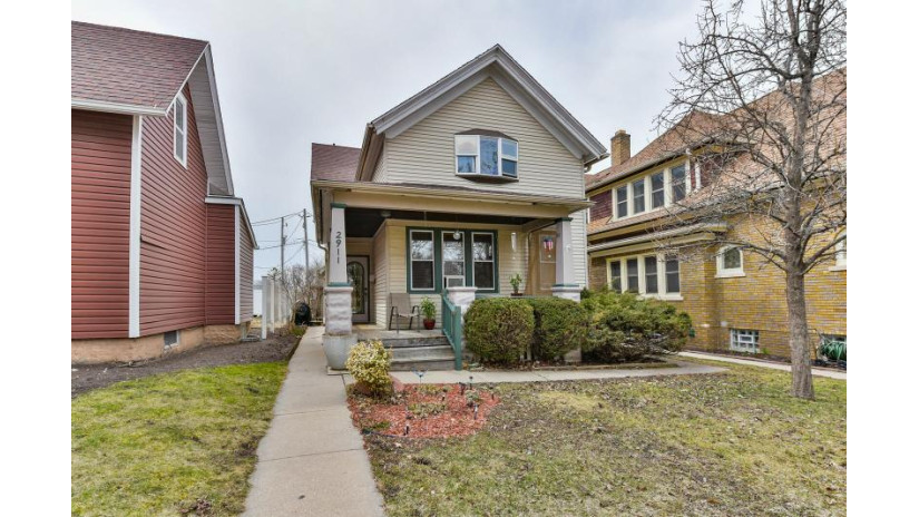 2911 S Howell Ave Milwaukee, WI 53207 by EXP Realty LLC-West Allis $299,900