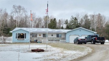 N3425 Rangeline Dr, Menominee, MI 49858