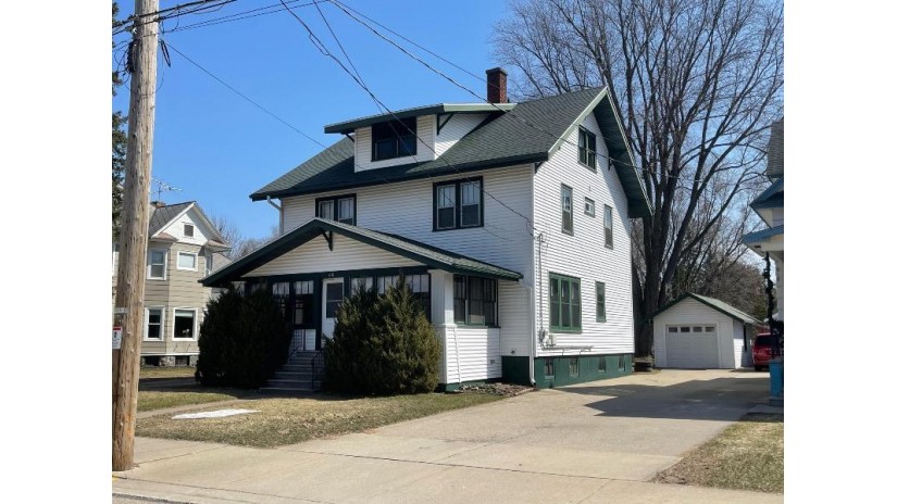 416 S Sawyer St Shawano, WI 54166 by RE/MAX North Winds Realty, LLC $124,900