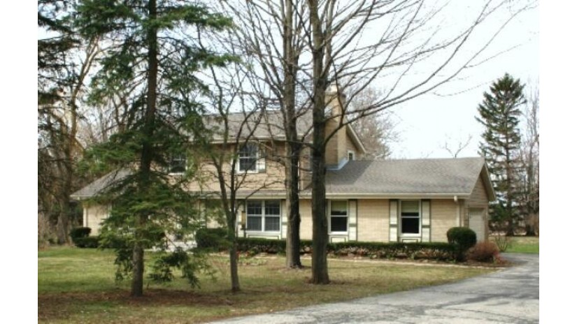 2823 Farview Dr Polk, WI 53076 by Gadow Realty LLC $374,900