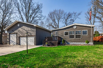 24608 67th St, Paddock Lake, WI 53168