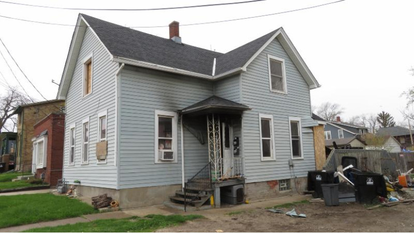 1120 High St Racine, WI 53402 by Coldwell Banker Realty -Racine/Kenosha Office $10,000