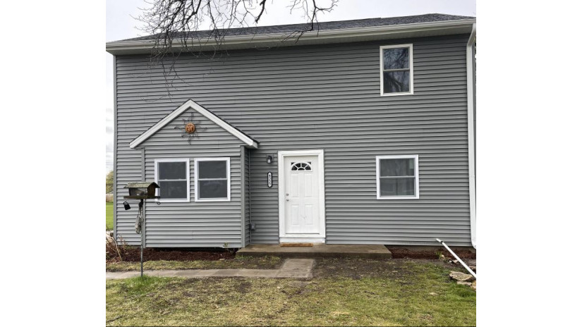 4355 S 49th St Greenfield, WI 53220 by HomeWire Realty $332,500