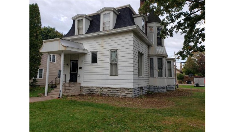 606 West Grand Avenue Chippewa Falls, WI 54729 by Keller Williams Realty Diversified $219,900