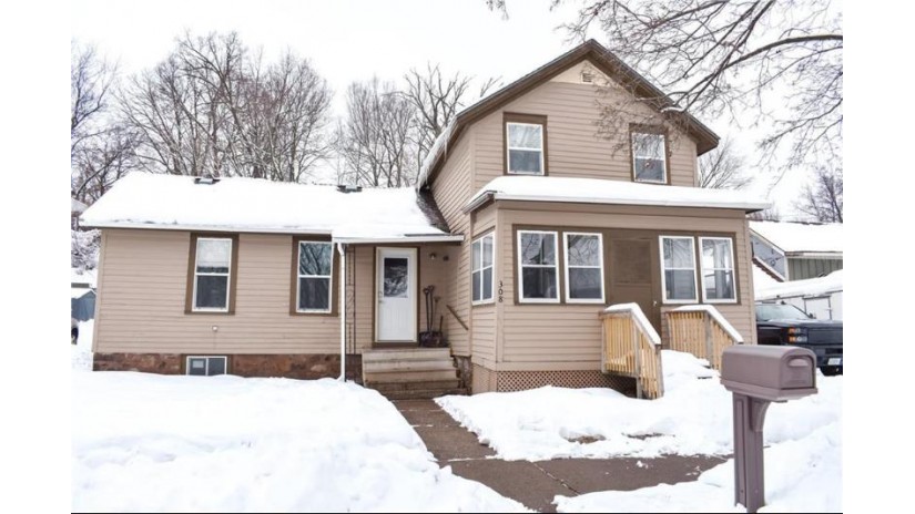 308 West Spring Street Chippewa Falls, WI 54729 by Cunningham Realty Group Wi $190,000