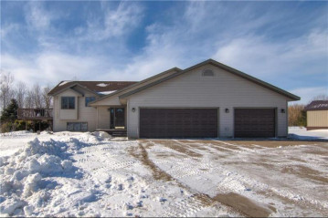 E8676 595th Avenue, Elk Mound, WI 54739