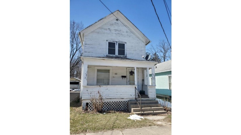 230 N Powell Freeport, IL 61032 by A-1 Agency $42,500