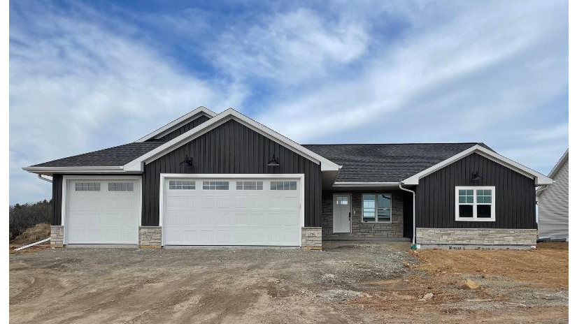 1251 Allen Lee Way Pulaski, WI 54162 by Shorewest Realtors $429,900