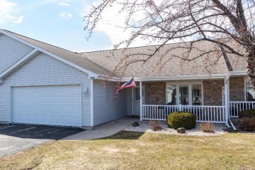 256 Wyldewood Drive C, Oshkosh, WI 54904-8605