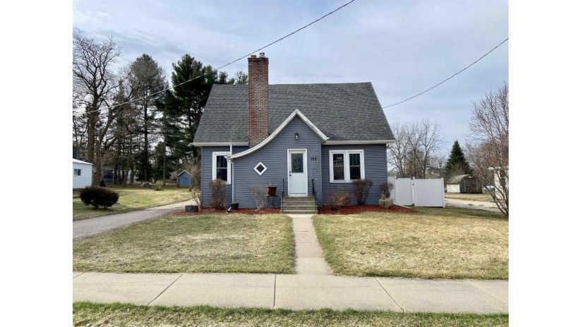 125 W 4th Street Manawa, WI 54949 by Coldwell Banker Real Estate Group $145,900