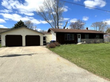 308 Durrell Street, Bear Creek, WI 54922-9702